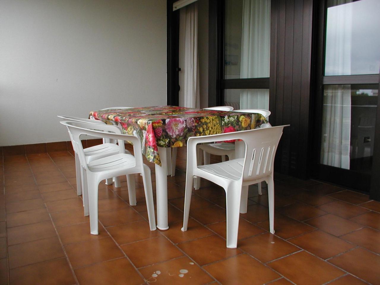 Complesso Solarium Apartment Bibione Exterior photo